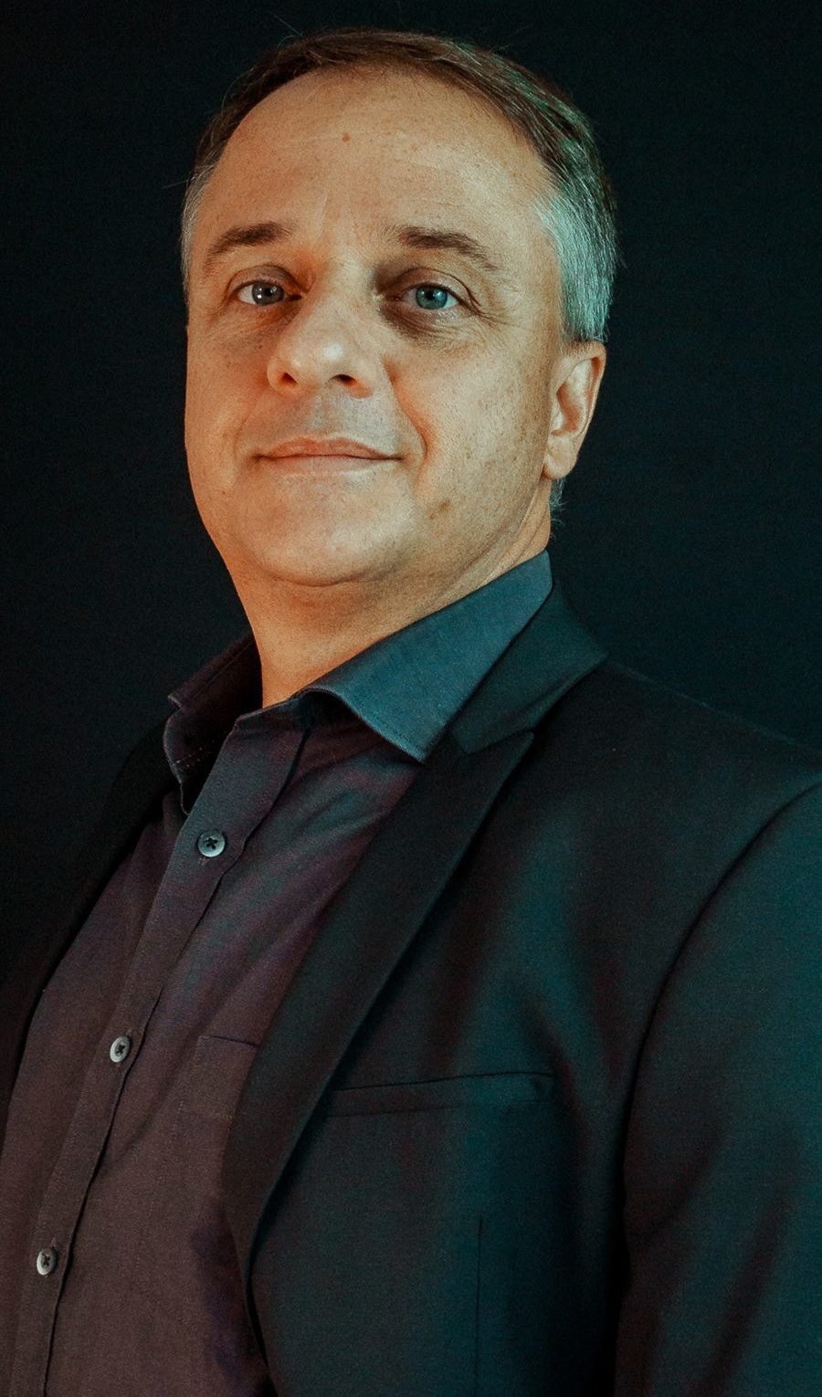 Dr. Leonardo Gomes, retrato profissional
